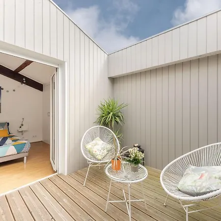 Aux Portes De Bordeaux Le Patio Samba Mindurguest Begles Exterior photo
